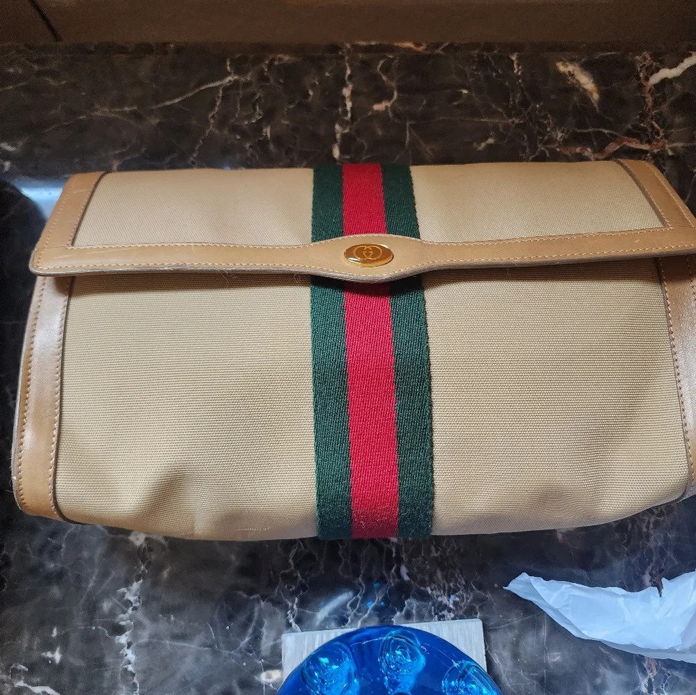 Gucci toiletry clutch - Picture 6 of 11